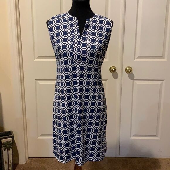 Katherine Way Dresses & Skirts - Kathrine Way shift dress